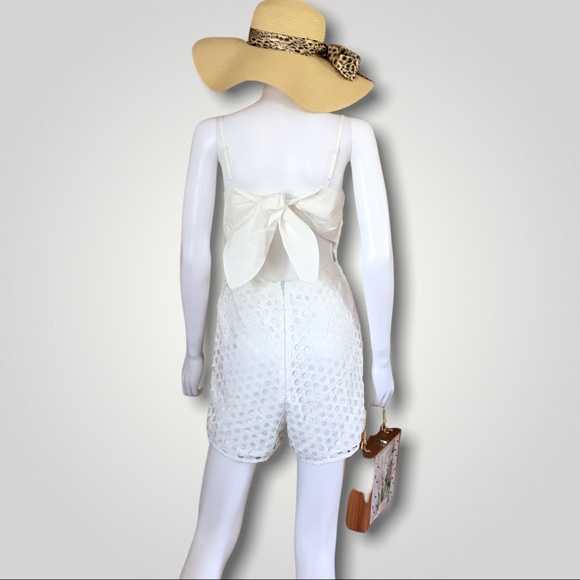 Line & Dot White Romper - Picture 2 of 4